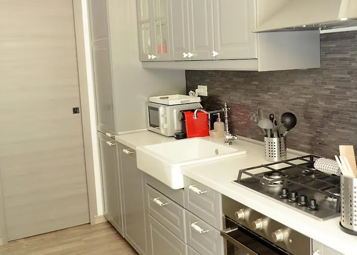 Torlonia Design Court *